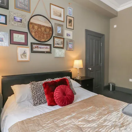 Castle View, Holiday home